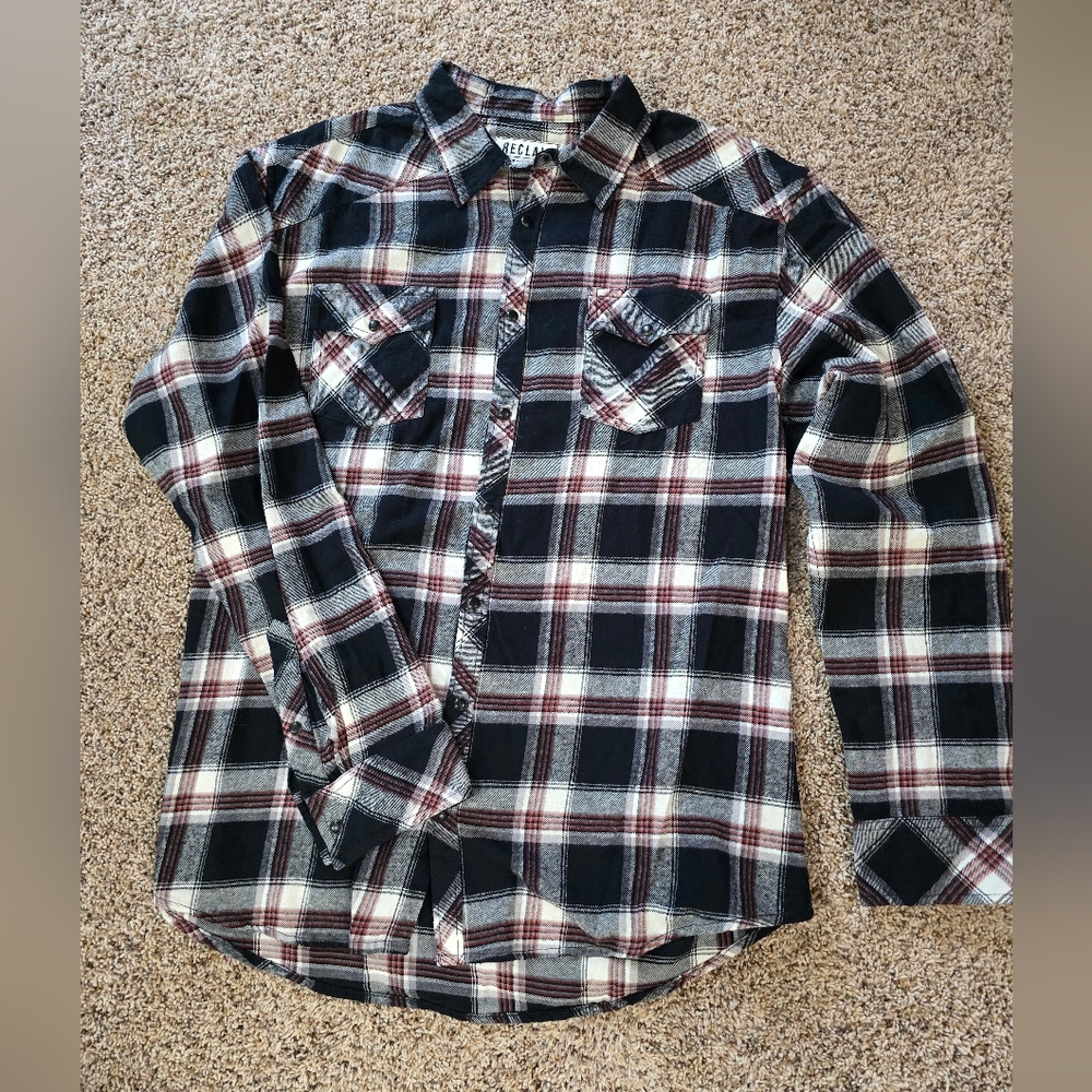 Casual Plaid Button-Down Shirt in Black, White & Burgundy